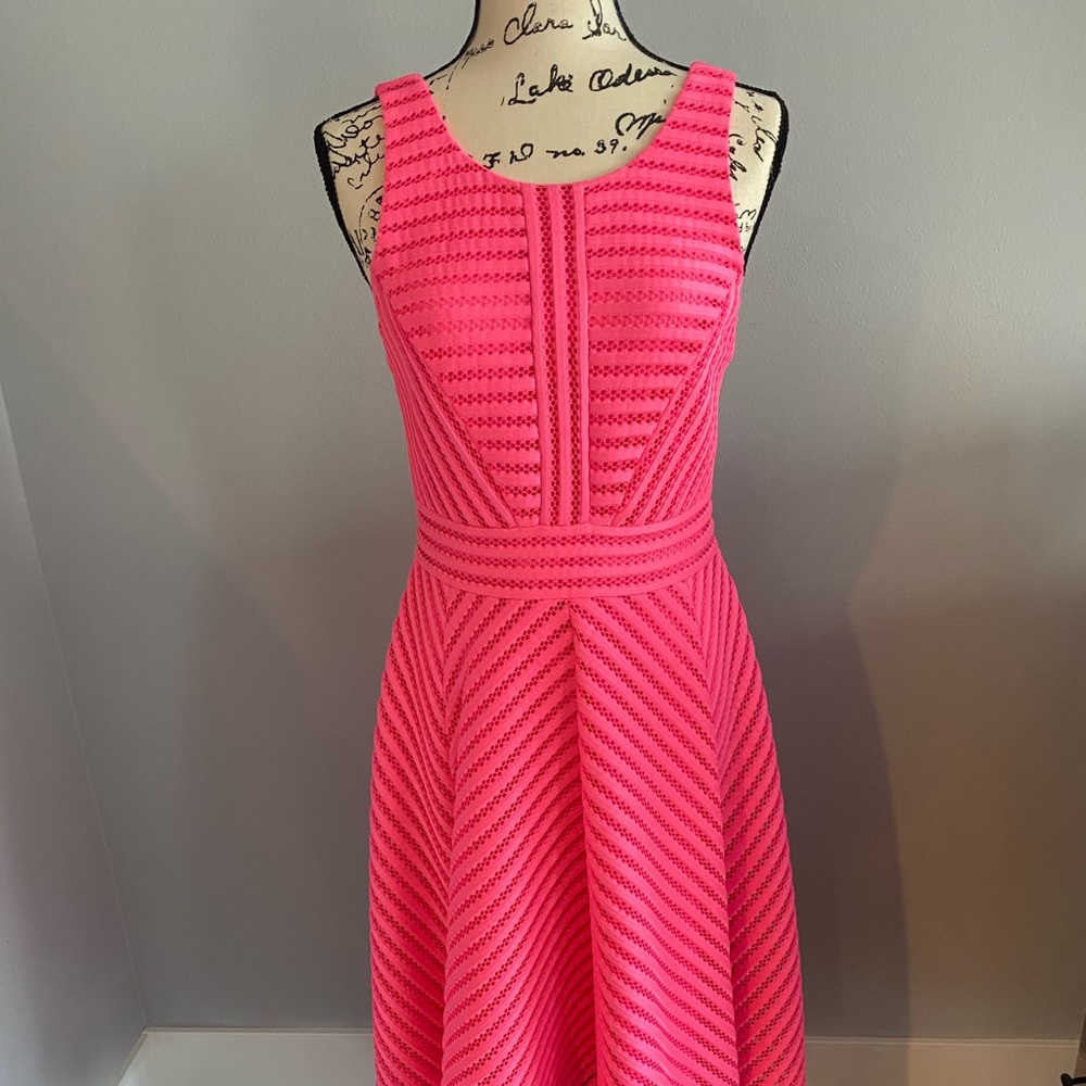 New with tags’ Lilly Pulitzer Tilly MIDI Dress.